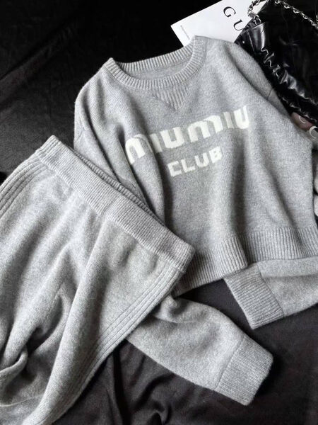 Костюм Miu Miu женский графитовый 131591-3