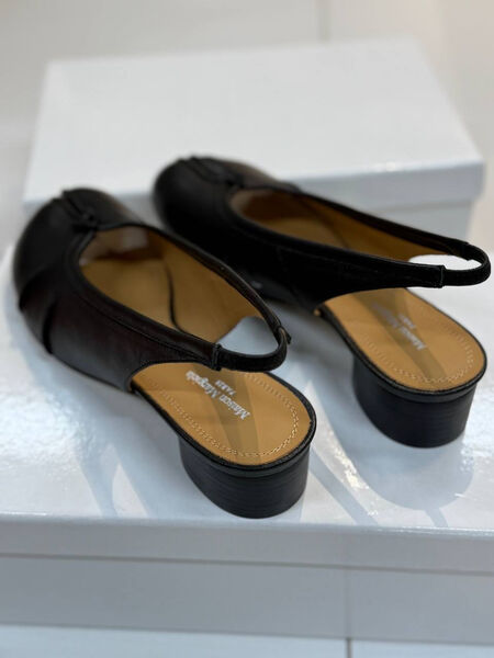 Туфли Maison Margiela женский кожа черный 185133-5