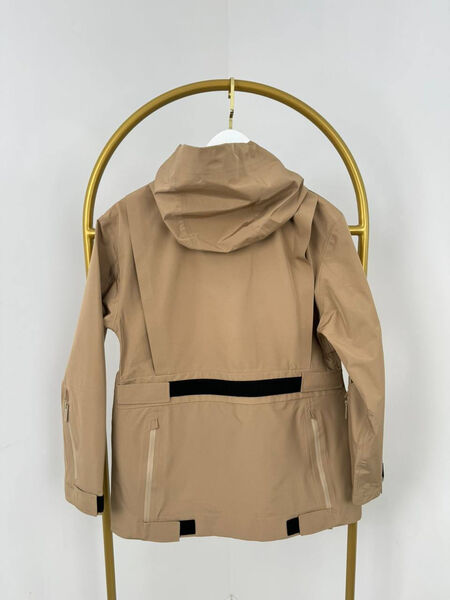 Куртка Prada женский бежевый 162066-2
