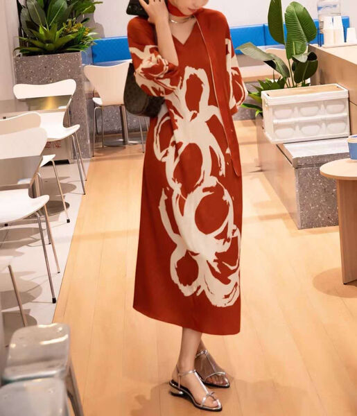 Платье Hermès женский бордовый 151599-3