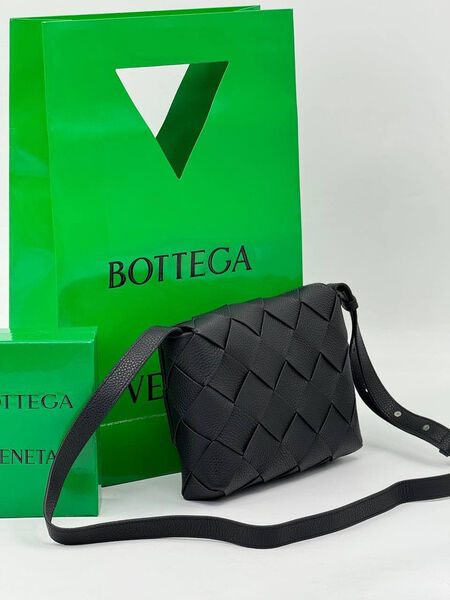 Мужская сумка мессенджер Bottega Veneta мужской кожа черный 193786-3