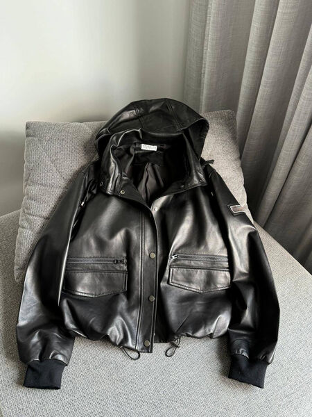 Куртка Brunello Cucinelli женский черный 156647-2