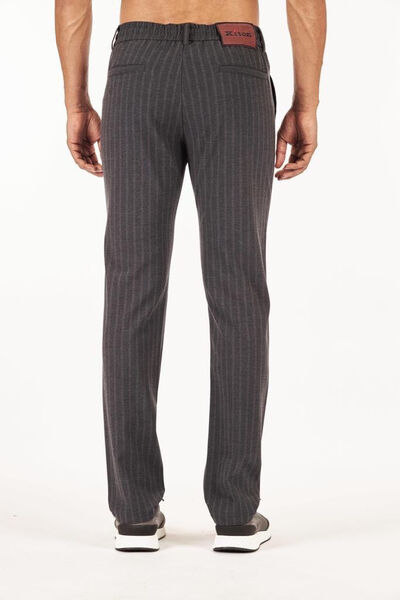 Мужские брюки Kiton мужской графитовый 123747-2