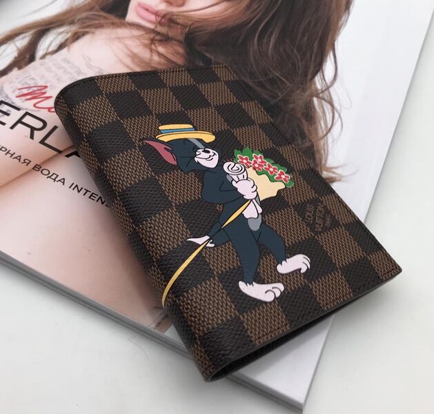 Обложка Louis Vuitton женский канва 55315
