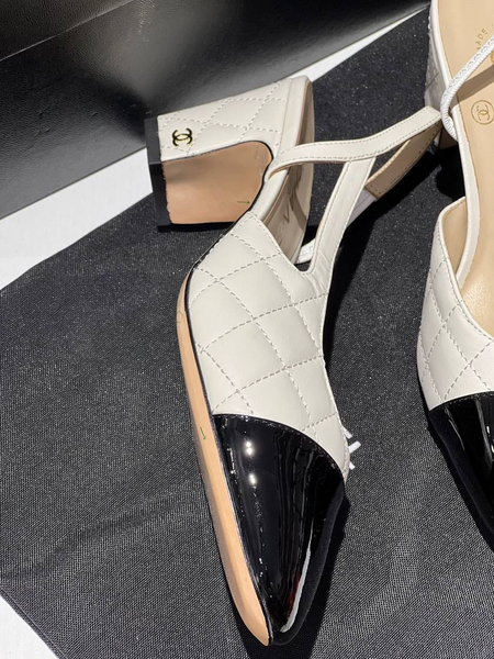 Туфли Chanel женский кожа белый 79679-3