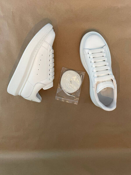 Кеды Alexander McQueen женский кожа белый 149796-7