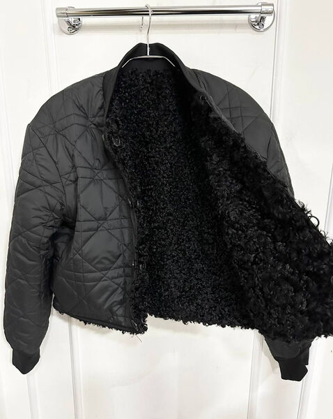 Пуховик Christian Dior женский черный 132224-2