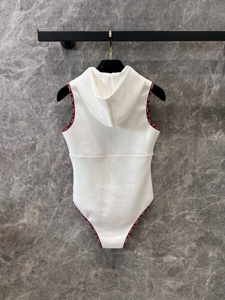 Боди Chanel женский белый 172457-2