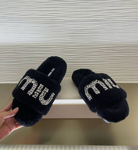 Тапочки Miu Miu женский черный 137081-2