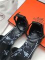 Сандалии Hermès женский кожа черный 66648-5
