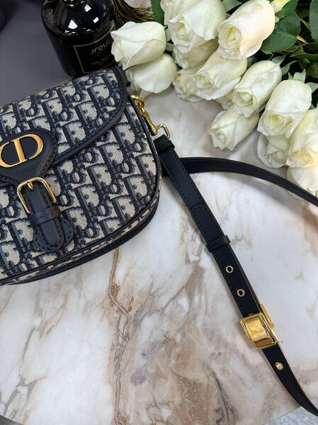Сумка Christian Dior Bobby средняя женский жаккард dior oblique синий 74416-10