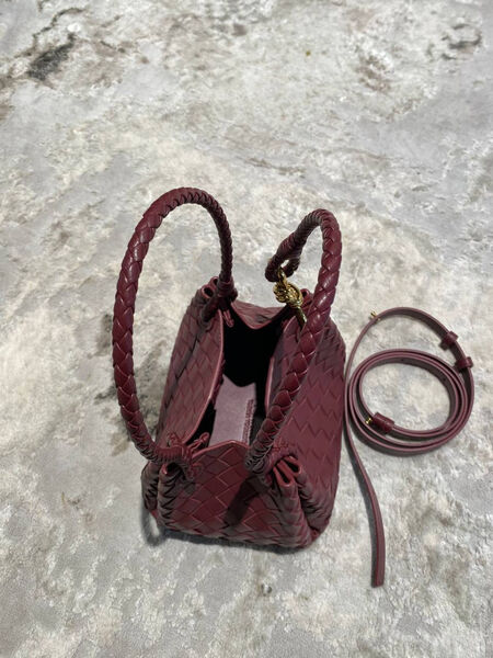 Сумка Bottega Veneta женский кожа бордовый 188066-3