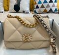 Сумка Chanel (26 см) женский кожа бежевый 73545-1