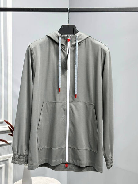 Мужская рубашка с капюшоном Kiton мужской графитовый 131849-2
