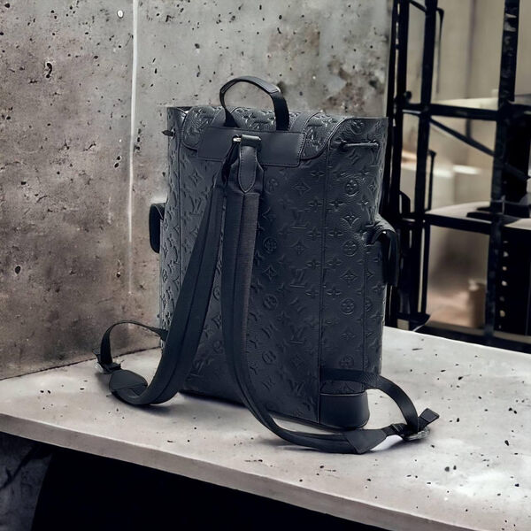 Мужской рюкзак Louis Vuitton мужской кожа черный 121418-3