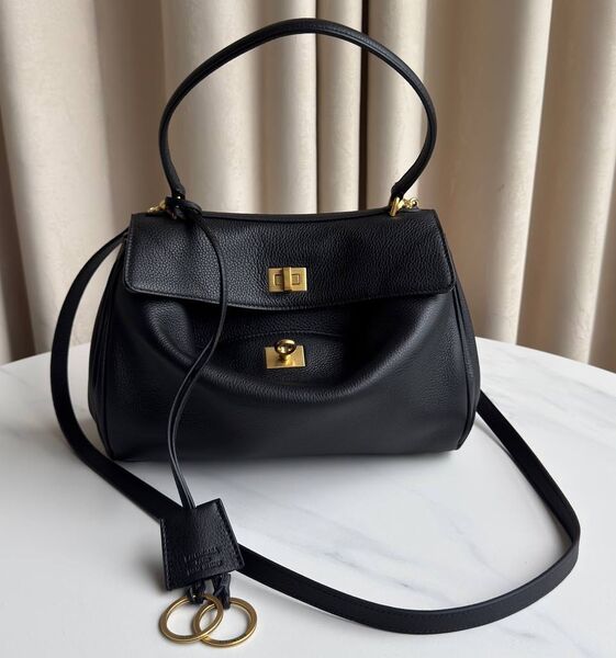 Сумка Balenciaga Rodeo S женский кожа черный 189461