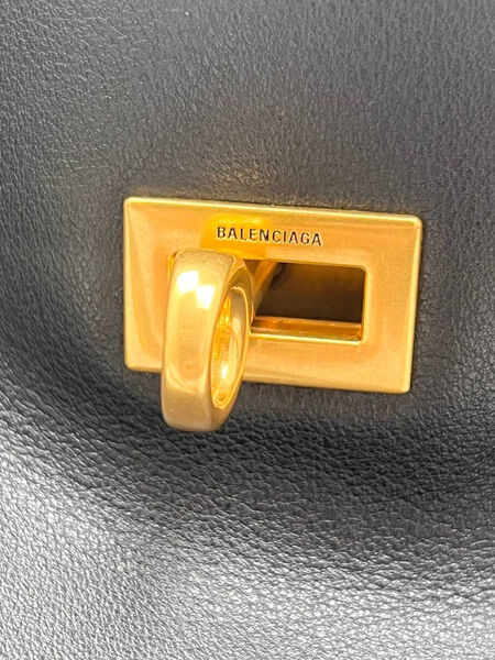 Сумка Balenciaga Bel Air Small женский кожа черный 174092-5