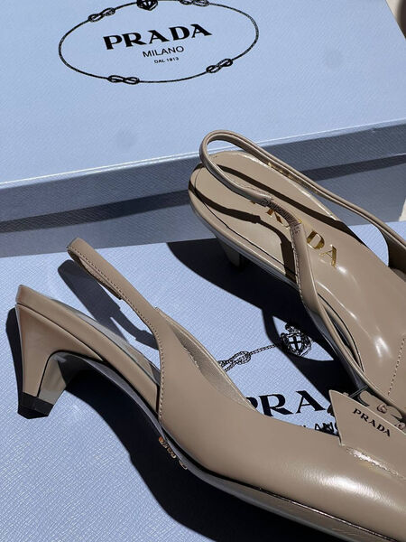 Туфли Prada женский кожа графитовый 151553-3