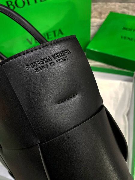 Сумка Bottega Veneta женский черный 131125-3