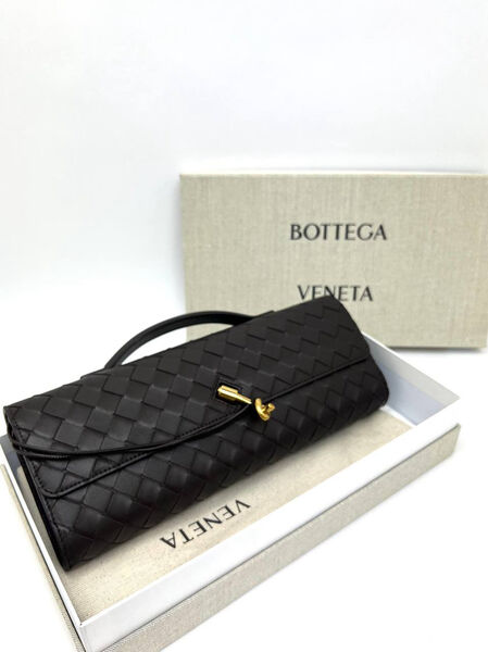 Клатч Bottega Veneta женский кожа 138067-5