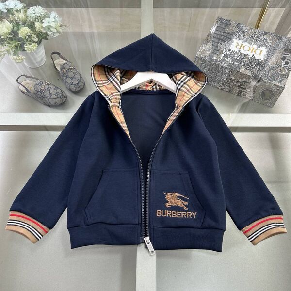 Детский костюм Burberry синий 177145-2