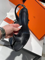 Босоножки Hermès женский кожа черный 12272-4