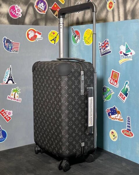 Чемодан Louis Vuitton 121337