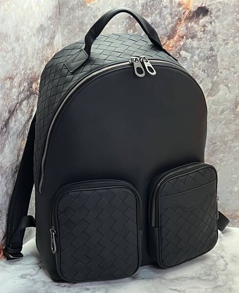 Мужской рюкзак Bottega Veneta мужской кожа черный 113429