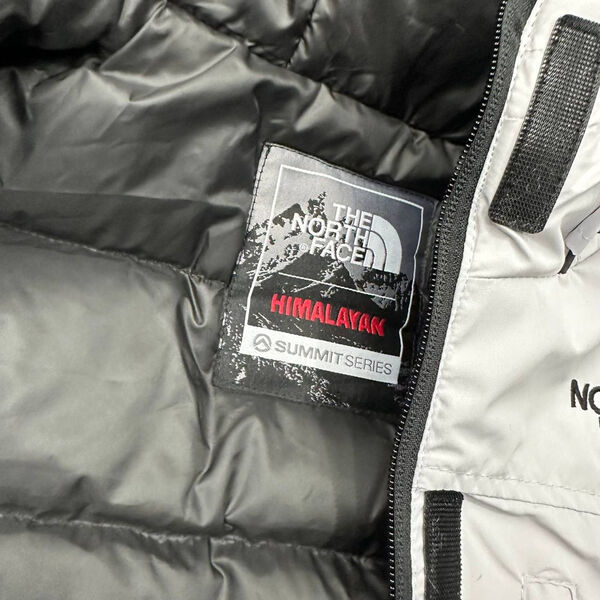 Детская куртка The North Face белый 165592-5