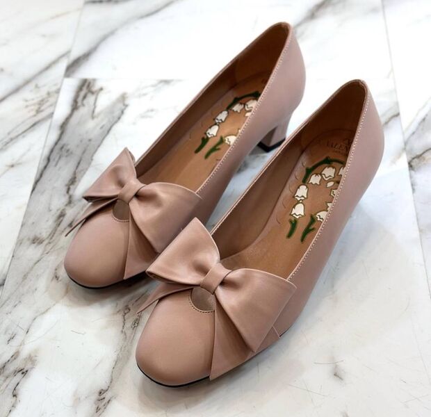 Туфли Valentino женский кожа розовый 196720
