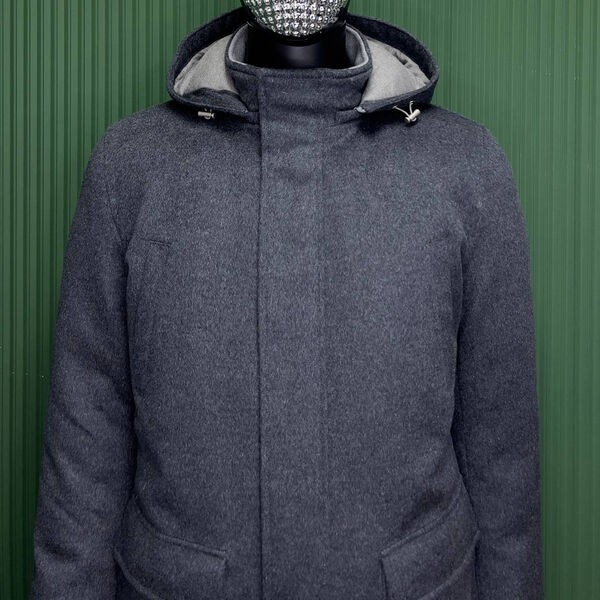 Мужской пуховик Brunello Cucinelli мужской графитовый 136924-3