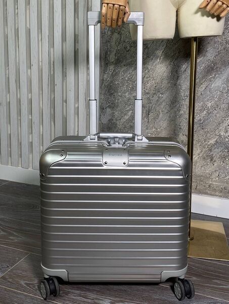 Чемодан Rimowa 132934