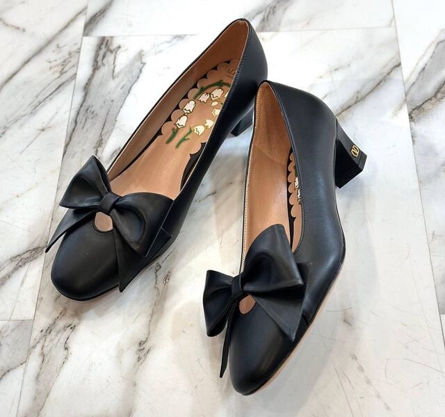 Туфли Valentino женский кожа черный 196726