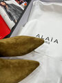 Сапоги Alaïa женский замша горчичный 162230-2