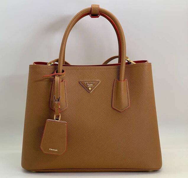 Сумка Prada женский кожа бежевый 119123