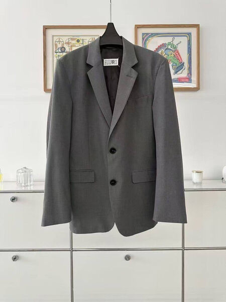 Костюм Maison Margiela женский графитовый 182988-3