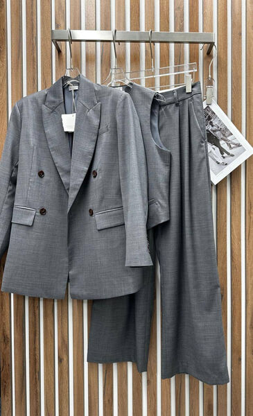 Костюм Brunello Cucinelli женский графитовый 153849-10