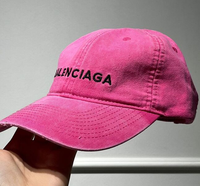 Кепка Balenciaga женский розовый 116171
