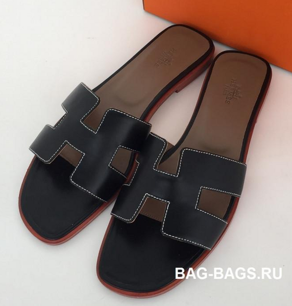 Шлепки Hermès женский кожа черный 89136-2