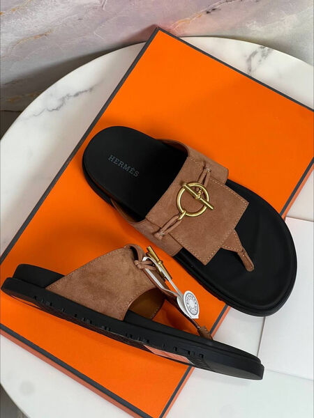 Шлепки Hermès женский замша бежевый 181241-2