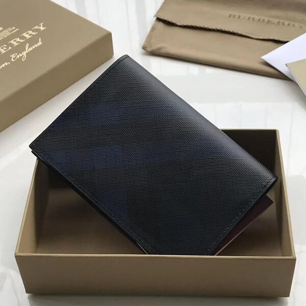 Обложка на паспорт Burberry мужской черный 55324-2
