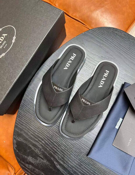 Мужские шлепки Prada мужской кожа черный 135351-7