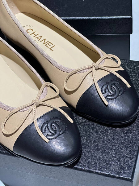 Балетки Chanel женский кожа бежевый 149329-2