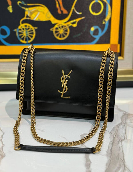 Сумка Saint Laurent Sunset Medium женский кожа черный 141997-4