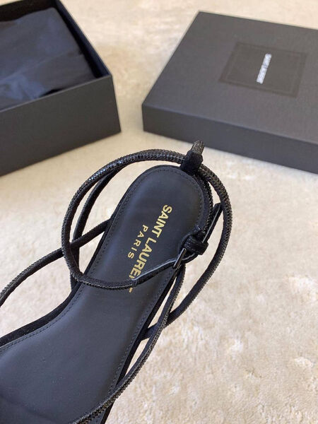 Босоножки Saint Laurent женский замша черный 148805-5