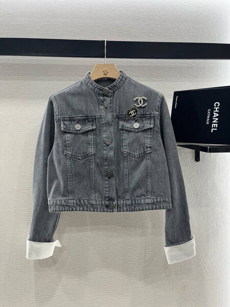 Костюм Chanel женский графитовый 181302-4