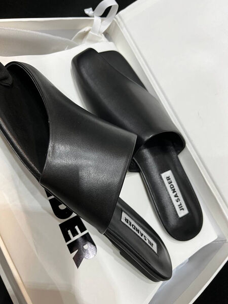 Шлепки Jil Sander женский кожа черный 155623-8