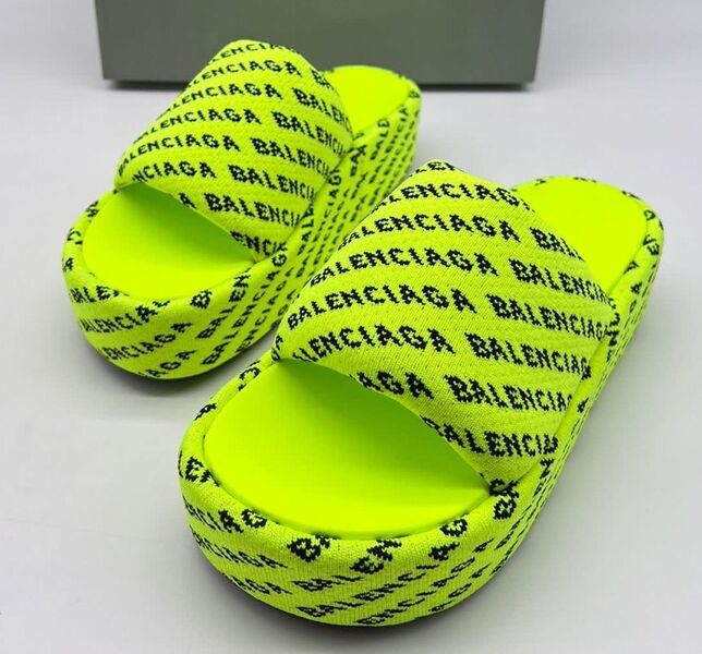 Шлепки Balenciaga женский ткань горчичный 109329