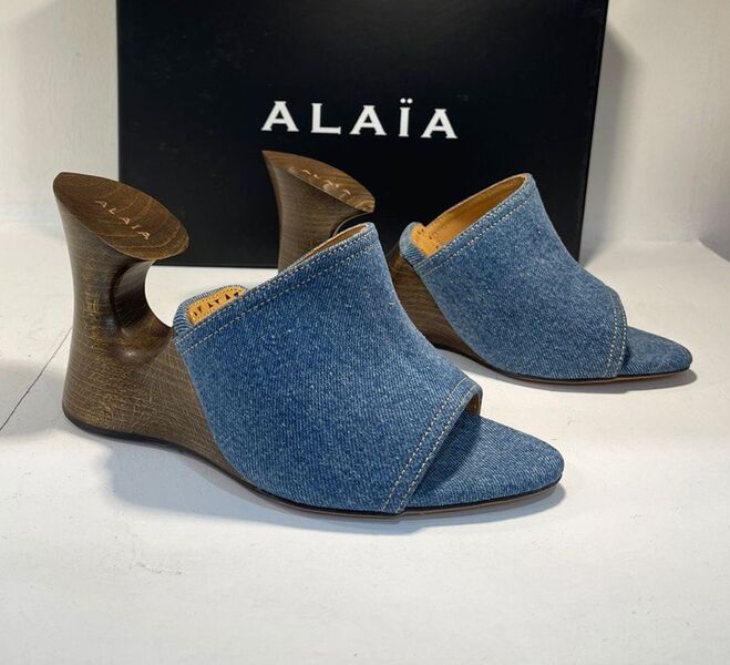 Шлепки Alaïa женский джинса синий 117351