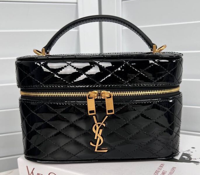 Сумка Saint Laurent женский кожа черный 174906